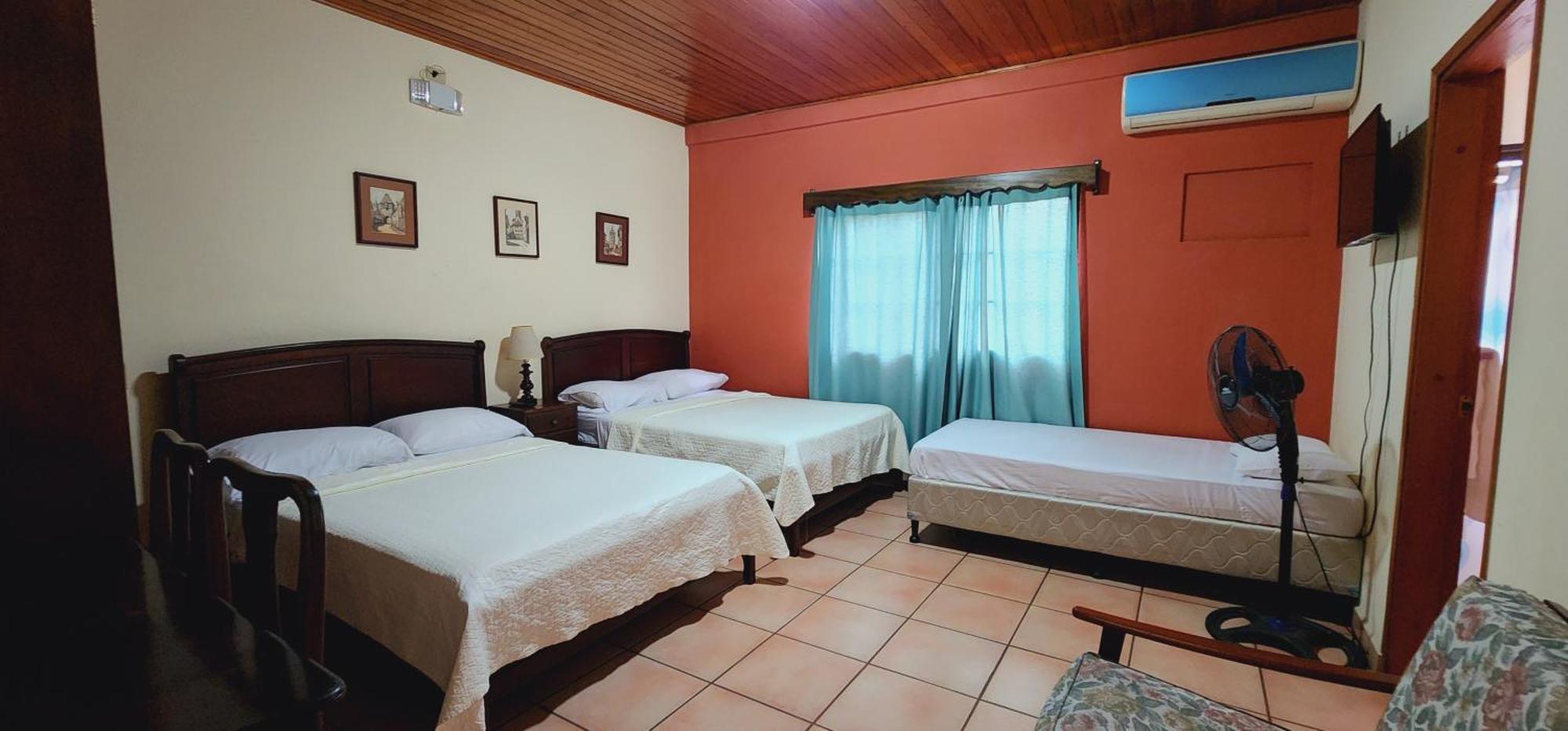 Hotel Alsacia Тегусигалпа Екстериор снимка