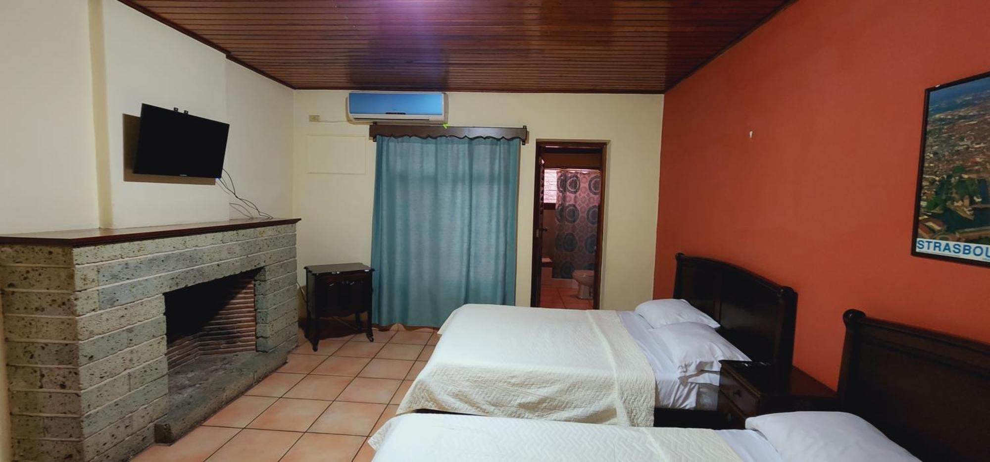 Hotel Alsacia Тегусигалпа Екстериор снимка